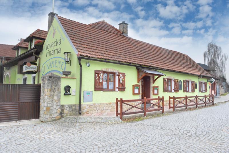 Sestajovicky Pivovar Ubytovani Hotel Sestajovice Exterior photo